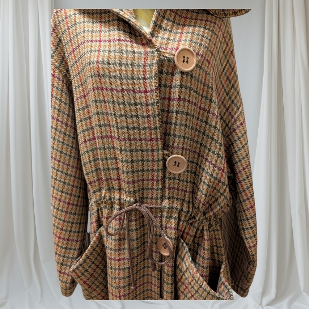 Statement Piece Italian Oversized Plaid Wool Coat - Picture 9 of 9